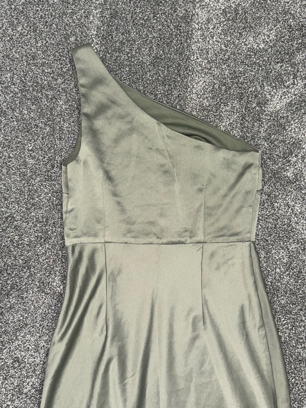 Dress - Picture 4 of 8